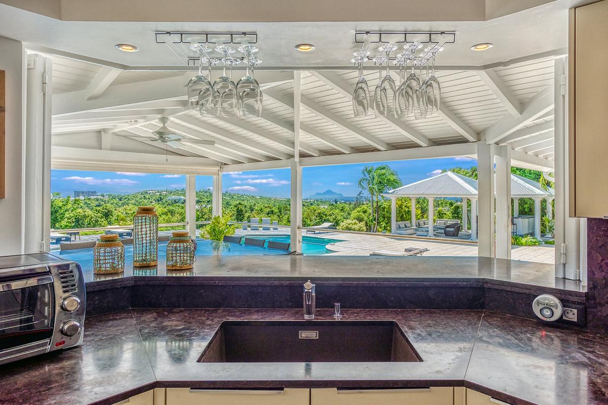 Charming Villa rental St Martin - Kitchen view